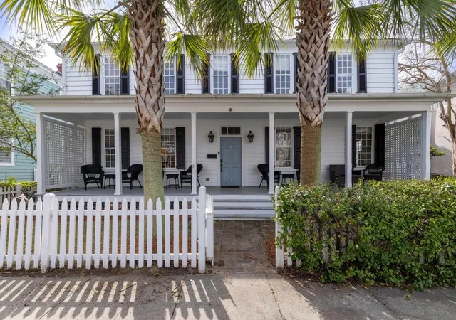 Photo 1 of Single family home for sale at 91 Smith St, Charleston, SC 29401 | MLS# 26025081 | Listing updated on 2026-09-12