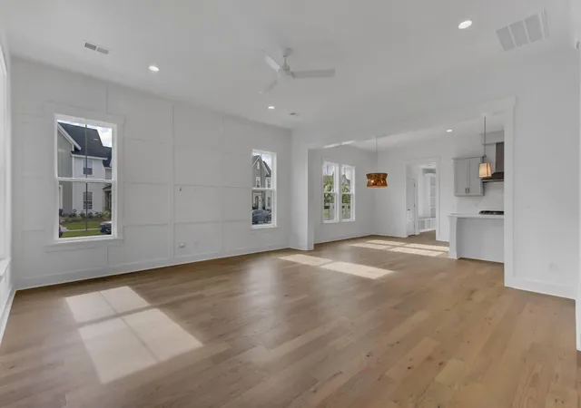 Photo 4 of Single family home for sale at 435 Brightside Trl, Summerville, SC 29486 | MLS# 26024674 | Listing updated on 2026-09-01