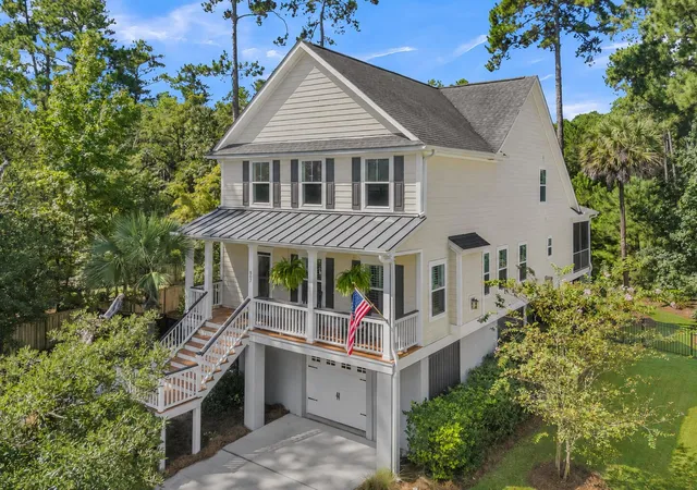 Photo 2 of Single family home for sale at 507 Sanders Farm Ln, Charleston, SC 29492 | MLS# 26024779 | Listing updated on 2026-09-11