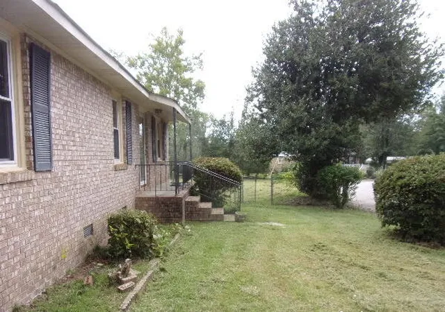 Photo 2 of Single family home for sale at 413 Swansea Hts Ave, Swansea, SC 29160 | MLS# 26027392 | Listing updated on 2026-10-03