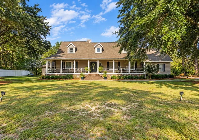 Photo 3 of Single family home for sale at 580 Possum Cor Rd, Walterboro, SC 29488 | MLS# 26025526 | Listing updated on 2026-09-11