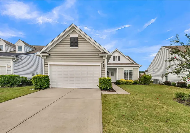 Photo 3 of Single family home for sale at 543 Tranquil Waters Way, Summerville, SC 29486 | MLS# 26027938 | Listing updated on 2026-10-09