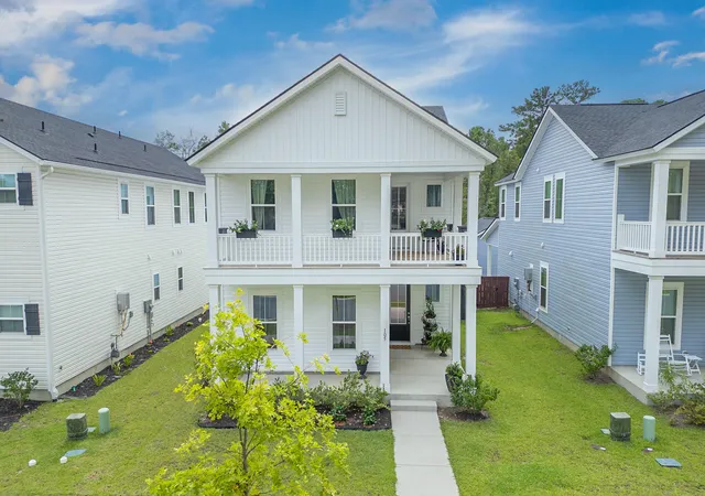 Photo 1 of Single family home for sale at 105 Osprey Ridge Ln, Summerville, SC 29483 | MLS# 26025433 | Listing updated on 2026-09-10