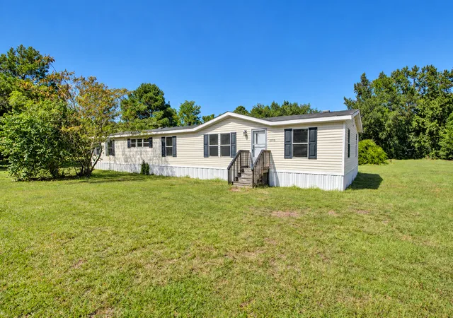 Photo 1 of Manufactured home for sale at 6230 Hyde Park Rd, Ravenel, SC 29470 | MLS# 26027516 | Listing updated on 2026-10-20