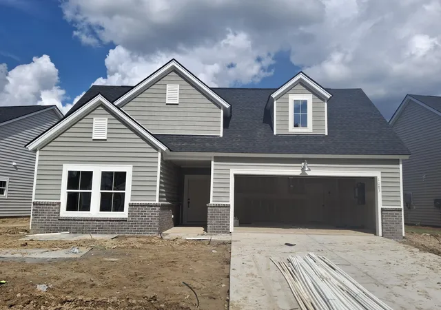 Photo 1 of Sale Pending at 1073 Razor Clam Way, Summerville, SC 29485 | MLS# 26026532 | Listing updated on 2026-10-09