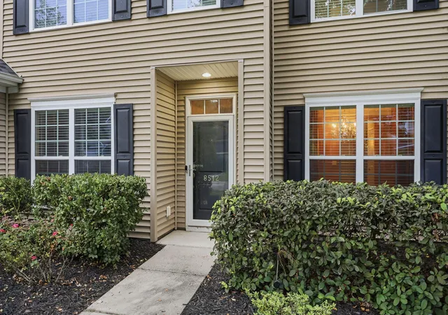 Photo 3 of Single family home for sale at 8512 Marsh Overlook, North Charleston, SC 29420 | MLS# 26025224 | Listing updated on 2026-09-12