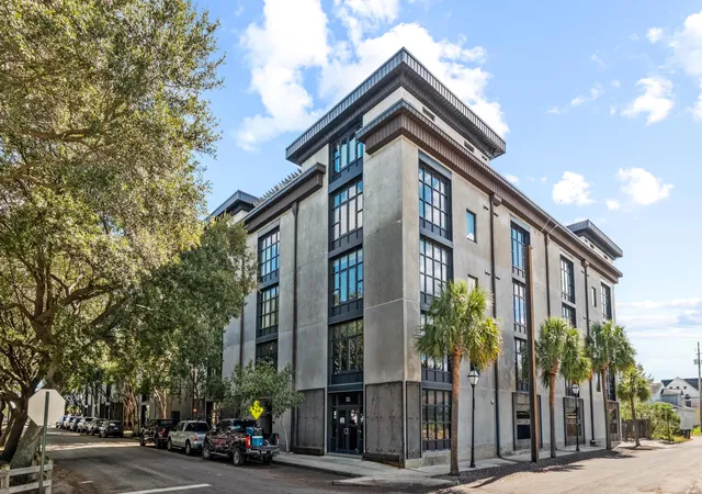 Townhouse for sale at 1 Cool Blow St #327, Charleston, SC 29403 | MLS# 26027543
