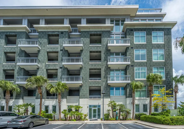 Photo 2 of Townhouse for sale at 149 Cooper River Dr, Mount Pleasant, SC 29464 | MLS# 26025586 | Listing updated on 2026-09-11