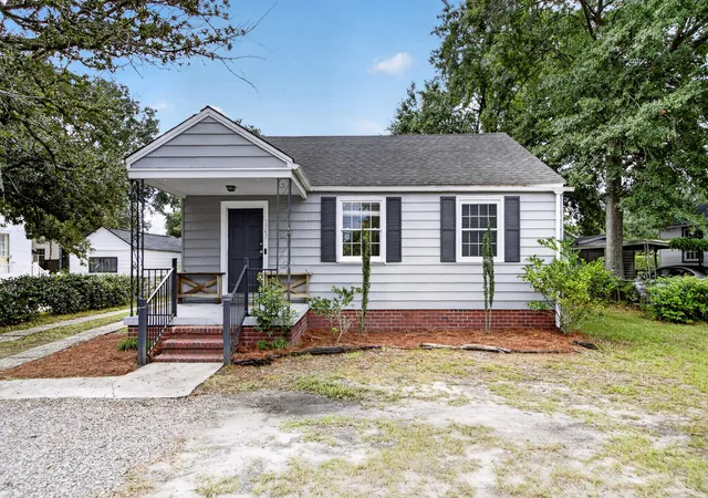 Photo 1 of Single family home for sale at 1343 E Montague Ave, North Charleston, SC 29405 | MLS# 26026602 | Listing updated on 2026-10-23
