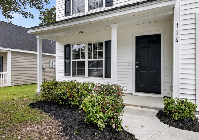 Photo 2 of Single family home for sale at 126 Avalon Rd, Summerville, SC 29483 | MLS# 26027588 | Listing updated on 2026-10-05