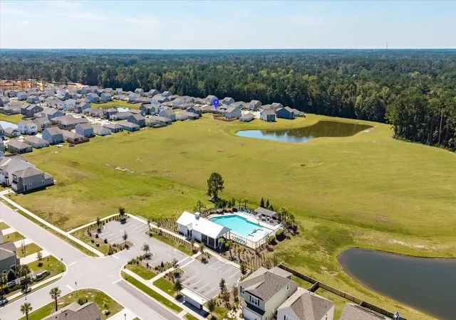 Photo 39 of Single family home for sale at 200 Coral Sunset Way, Summerville, SC 29486 | MLS# 26026730 | Listing updated on 2026-10-27