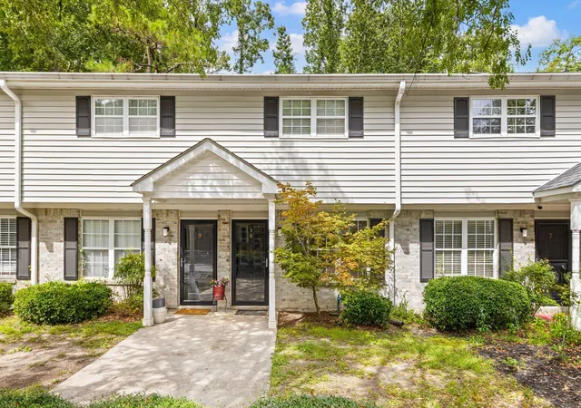 Townhouse for sale at 507 Stinson Dr #8F, Charleston, SC 29407 | MLS# 26025480