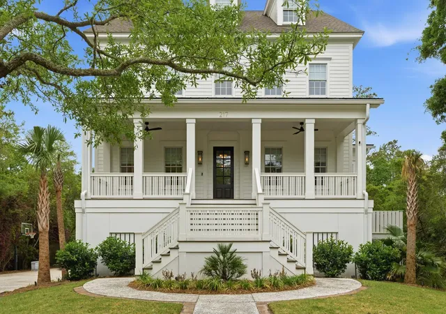 Photo 2 of Single family home for sale at 217 King George St, Daniel Island, SC 29492 | MLS# 26025562 | Listing updated on 2026-09-11