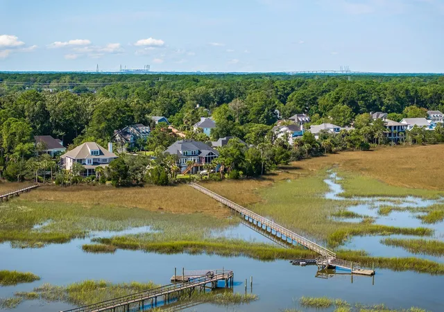 Photo 3 of Single family home for sale at 2384 Darts Cvs Way, Mount Pleasant, SC 29466 | MLS# 26025066 | Listing updated on 2026-09-09