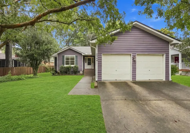 Single family home for sale at 2344 S England St, Charleston, SC 29414 | MLS# 26027669