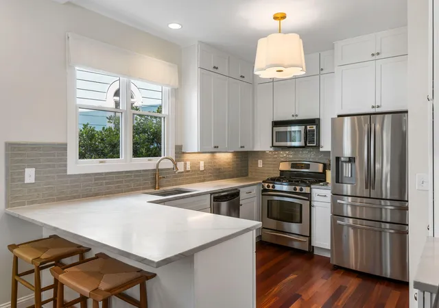Photo 3 of Single family home for sale at 12 Yacht Harbor Ct, Isle Of Palms, SC 29451 | MLS# 26025093 | Listing updated on 2026-10-06