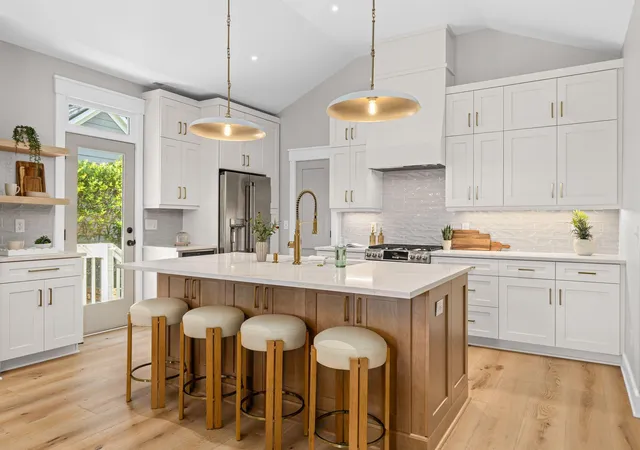 Photo 4 of Single family home for sale at 1063 Barfield St, Daniel Island, SC 29492 | MLS# 26024976 | Listing updated on 2026-09-18