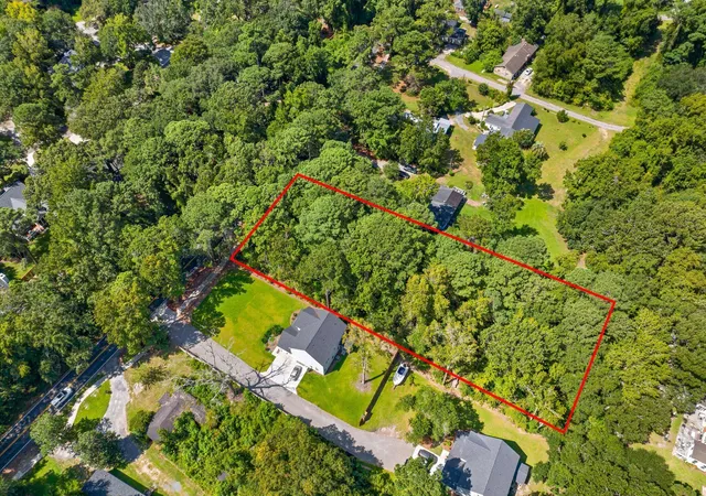 Photo 2 of Land for sale at 923 Long Point Rd, Mount Pleasant, SC 29464 | MLS# 26025507 | Listing updated on 2026-09-12