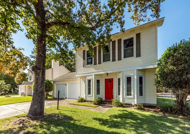 Photo 1 of Single family home for sale at 381 Muirfield Pkwy, Charleston, SC 29414 | MLS# 26027360 | Listing updated on 2026-10-13