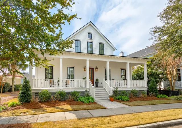 Photo 1 of Single family home for sale at 894 Tupelo Bay Dr, Mount Pleasant, SC 29464 | MLS# 26024997 | Listing updated on 2026-09-04