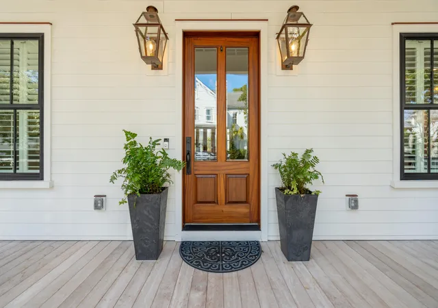 Photo 2 of Single family home for sale at 894 Tupelo Bay Dr, Mount Pleasant, SC 29464 | MLS# 26024997 | Listing updated on 2026-09-04