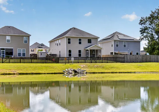 Photo 3 of Single family home for sale at 1312 Wild Goose Trl, Summerville, SC 29483 | MLS# 26025179 | Listing updated on 2026-09-17