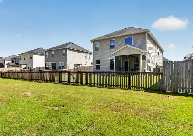 Photo 3 of Single family home for sale at 1312 Wild Goose Trl, Summerville, SC 29483 | MLS# 26025179 | Listing updated on 2026-09-17