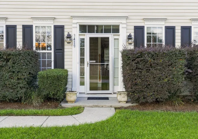 Photo 3 of Single family home for sale at 3419 Kirkwall Dr, Summerville, SC 29485 | MLS# 26026476 | Listing updated on 2026-10-14