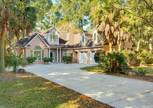 Photo 3 of Single family home for sale at 238 Oakwood Dr, Hardeeville, SC 29927 | MLS# 26029366 | Listing updated on 2026-10-28