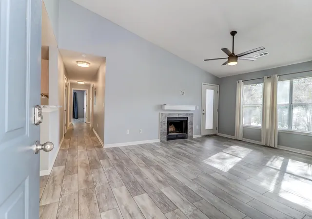 Photo 3 of Townhouse for sale at 2011 N Highway 17 #1900 Q, Mount Pleasant, SC 29466 | MLS# 26025372 | Listing updated on 2026-09-10