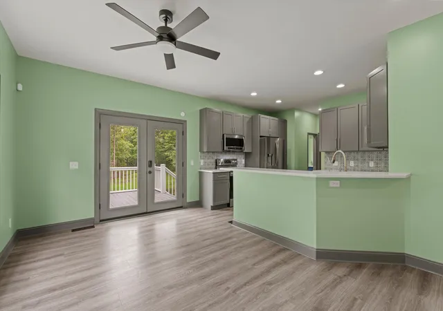 Photo 4 of Single family home for sale at 959 Sea Is Pkwy, Saint Helena Island, SC 29920 | MLS# 26028917 | Listing updated on 2026-10-22