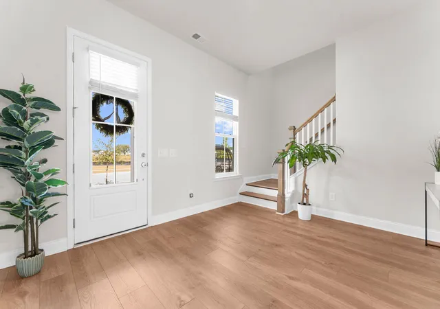 Photo 3 of Single family home for sale at 1086 Scotch Bonnet Way, Summerville, SC 29485 | MLS# 26027240 | Listing updated on 2026-10-25