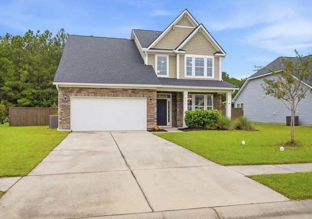 Photo 3 of Single family home for sale at 2114 Bridlewood Farms Pkwy, Ridgeville, SC 29472 | MLS# 26026935 | Listing updated on 2026-10-12
