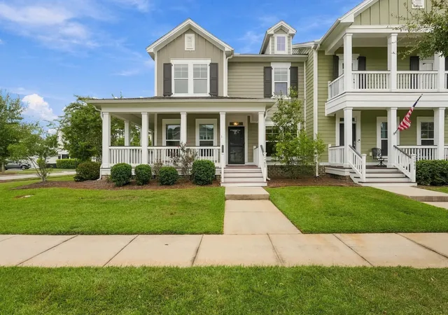 Photo 1 of Townhouse for sale at 3462 Yarmouth Dr, Mount Pleasant, SC 29466 | MLS# 26027003 | Listing updated on 2026-10-21