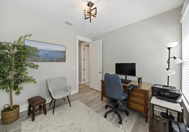 Photo 4 of Single family home for sale at 119 Leeward Landing, Summerville, SC 29486 | MLS# 26025550 | Listing updated on 2026-09-19