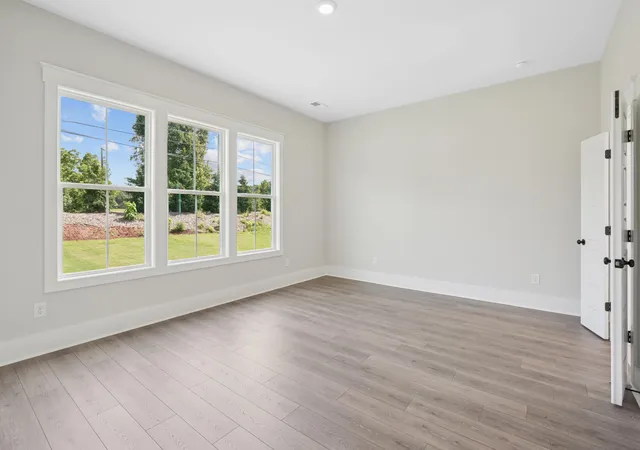 Photo 4 of Single family home for sale at 189 Marion Cvs Dr, Huger, SC 29450 | MLS# 26025593 | Listing updated on 2026-09-17