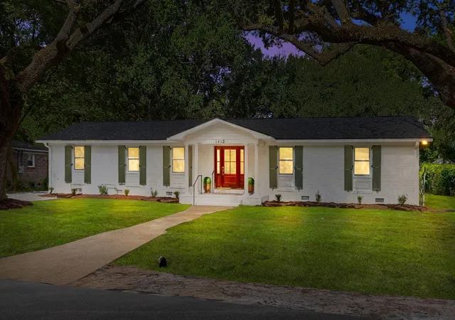 Photo 2 of Single family home for sale at 1412 Tara Rd, Charleston, SC 29407 | MLS# 26025010 | Listing updated on 2026-09-06