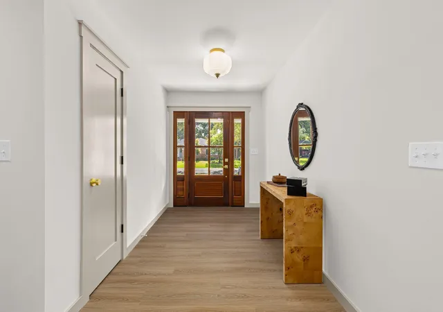 Photo 4 of Single family home for sale at 1412 Tara Rd, Charleston, SC 29407 | MLS# 26025010 | Listing updated on 2026-09-06
