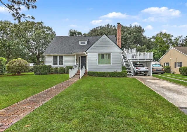 Multi family home for sale at 4 Oakdale Pl, Charleston, SC 29407 | MLS# 26025761
