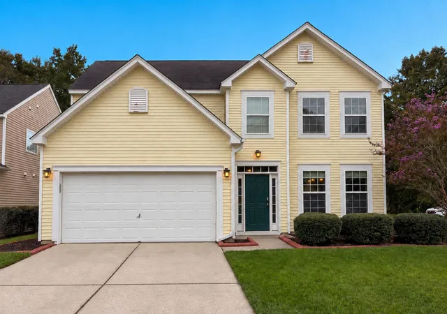 Photo 1 of Single family home for sale at 3037 Ellington Dr, Summerville, SC 29485 | MLS# 26025600 | Listing updated on 2026-09-18