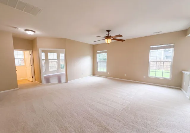 Photo 3 of Single family home for sale at 3037 Ellington Dr, Summerville, SC 29485 | MLS# 26025600 | Listing updated on 2026-09-18