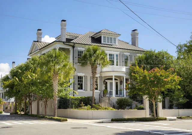 Photo 1 of Single family home for sale at 118 S & 120 Battery St, Charleston, SC 29401 | MLS# 26027555 | Listing updated on 2026-10-07