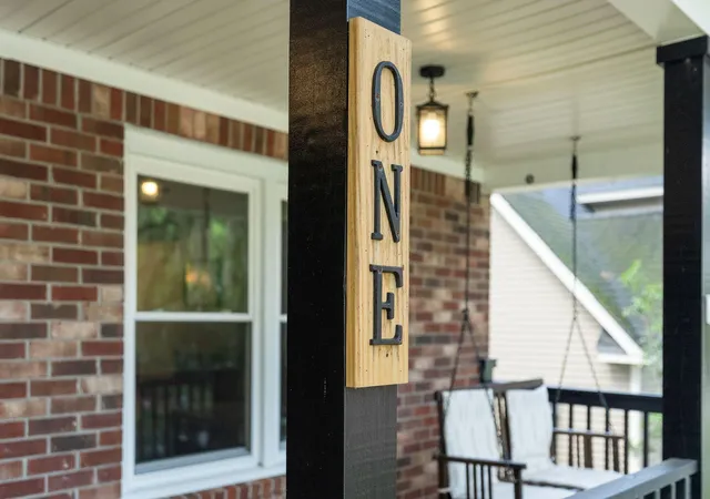 Photo 3 of Single family home for sale at 1 Oatly Cir, Charleston, SC 29414 | MLS# 26024768 | Listing updated on 2026-09-02