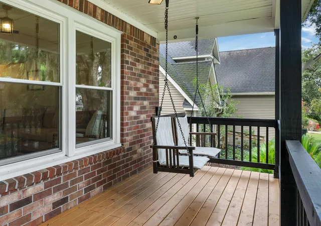 Photo 4 of Single family home for sale at 1 Oatly Cir, Charleston, SC 29414 | MLS# 26024768 | Listing updated on 2026-09-02