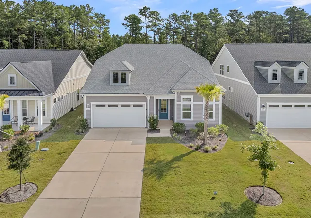 Photo 1 of Single family home for sale at 128 Summerwind Dr, Summerville, SC 29486 | MLS# 26024875 | Listing updated on 2026-09-11