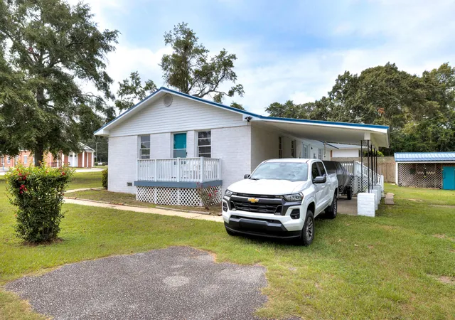 Photo 3 of Single family home for sale at 12969 Sc 260, Manning, SC 29102 | MLS# 26024848 | Listing updated on 2026-09-16