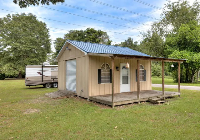 Photo 4 of Single family home for sale at 12969 Sc 260, Manning, SC 29102 | MLS# 26024848 | Listing updated on 2026-09-16
