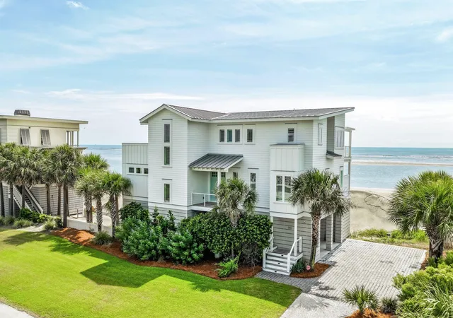 Photo 2 of Single family home for sale at 3013 Marshall Blvd, Sullivans Island, SC 29482 | MLS# 26024639 | Listing updated on 2026-09-08