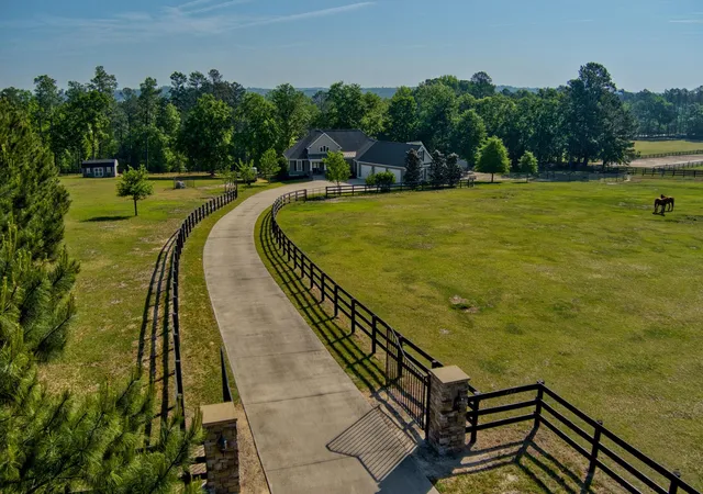 Photo 1 of Single family home for sale at 463 Anderson Pond, Aiken, SC 29803 | MLS# 26026958 | Listing updated on 2026-10-14