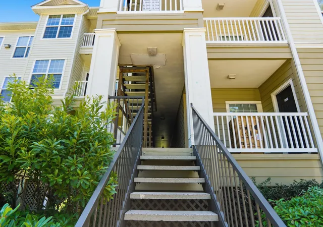 Photo 3 of Townhouse for sale at 700 Daniel Ellis Dr #Apt 11306, Charleston, SC 29412 | MLS# 26024774 | Listing updated on 2026-09-08